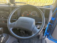 いすゞエルフ冷凍車（冷蔵車）小型（2t・3t）[写真14]