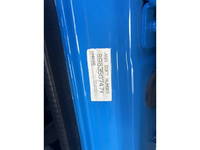 いすゞエルフ冷凍車（冷蔵車）小型（2t・3t）[写真16]