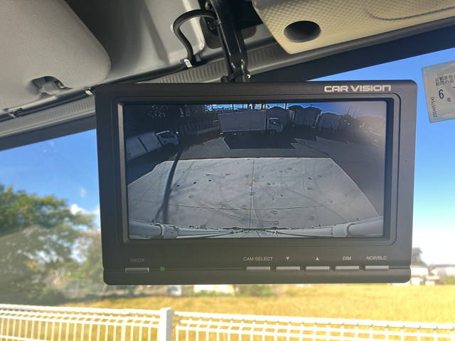 いすゞエルフ冷凍車（冷蔵車）小型（2t・3t）[写真21]