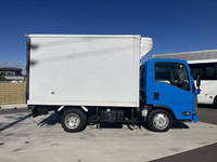 いすゞエルフ冷凍車（冷蔵車）小型（2t・3t）[写真31]