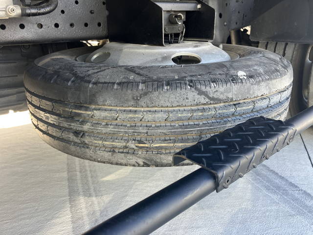 いすゞエルフ冷凍車（冷蔵車）小型（2t・3t）[写真33]