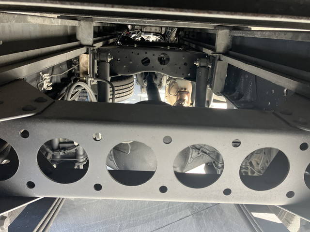 いすゞエルフ冷凍車（冷蔵車）小型（2t・3t）[写真34]