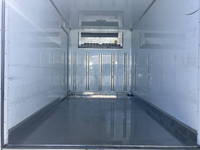 いすゞエルフ冷凍車（冷蔵車）小型（2t・3t）[写真07]