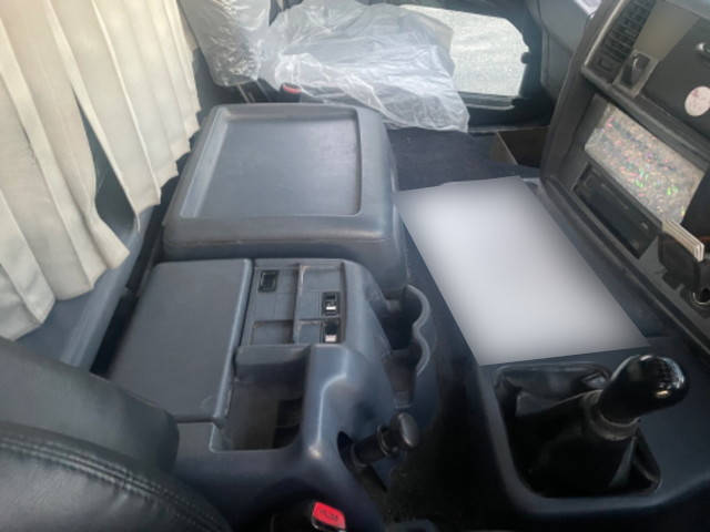 日野プロフィアダンプ大型（10t）[写真28]