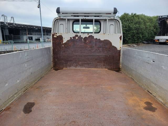 三菱ふそうキャンターアルミブロック小型（2t・3t）[写真12]