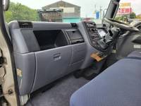 三菱ふそうキャンターアルミブロック小型（2t・3t）[写真31]