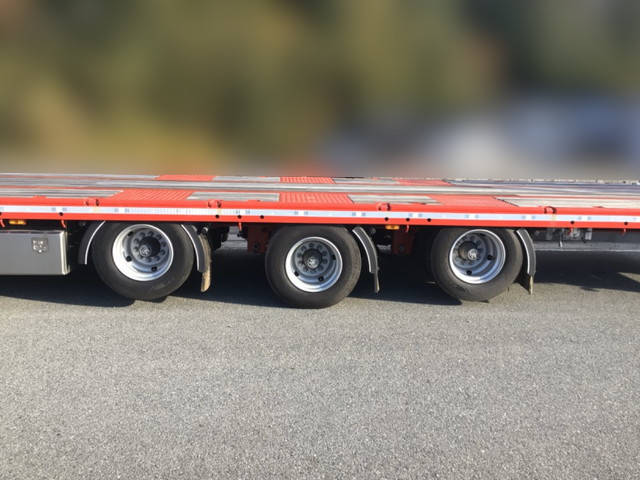 その他のメーカーその他の車種重機運搬トレーラー大型（10t）[写真19]