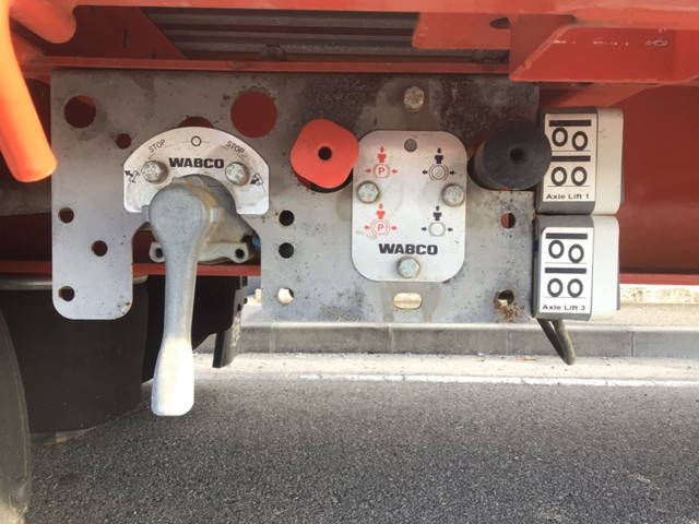 その他のメーカーその他の車種重機運搬トレーラー大型（10t）[写真21]