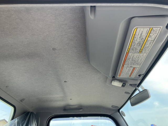 三菱ふそうキャンター平ボディ小型（2t・3t）[写真13]