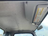 三菱ふそうキャンター平ボディ小型（2t・3t）[写真13]