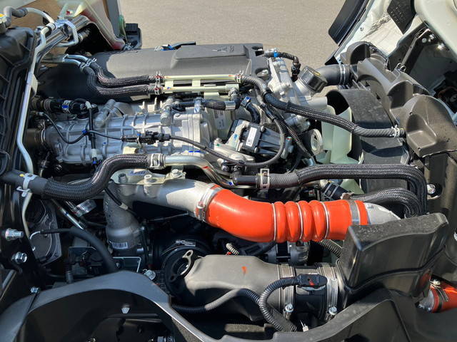 三菱ふそうキャンター平ボディ小型（2t・3t）[写真27]