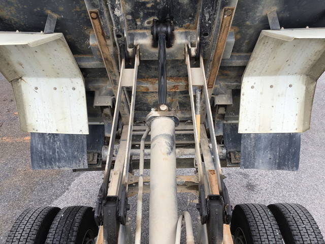 三菱ふそうキャンターダンプ小型（2t・3t）[写真15]