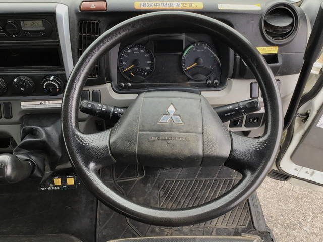 三菱ふそうキャンターダンプ小型（2t・3t）[写真29]