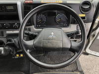 三菱ふそうキャンターダンプ小型（2t・3t）[写真29]