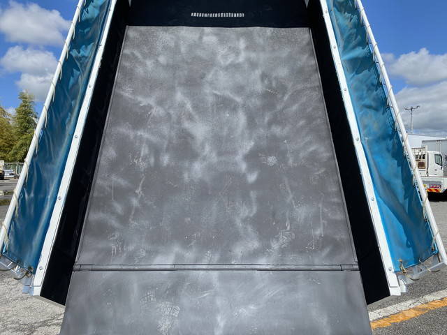 いすゞフォワードダンプ中型（4t）[写真10]