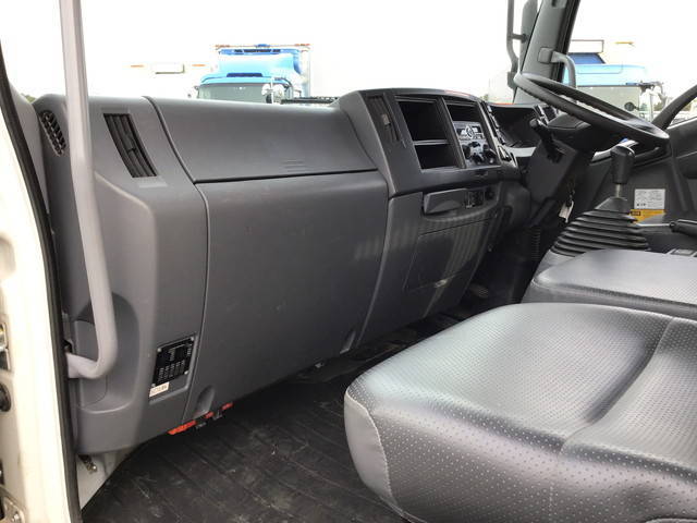 いすゞフォワードダンプ中型（4t）[写真24]