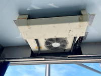 三菱ふそうキャンター冷凍車（冷蔵車）小型（2t・3t）[写真11]