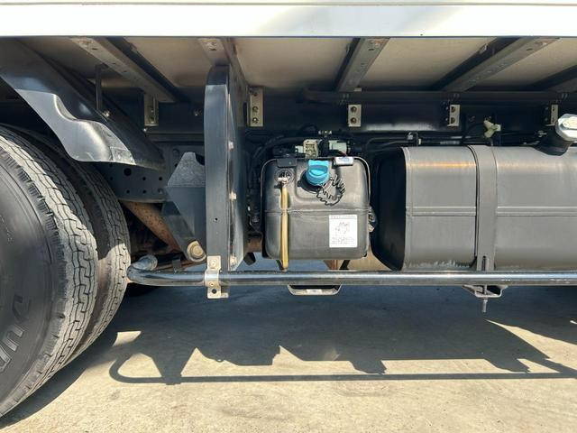 三菱ふそうキャンター冷凍車（冷蔵車）小型（2t・3t）[写真16]