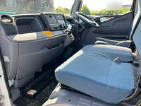 三菱ふそうキャンター冷凍車（冷蔵車）小型（2t・3t）[写真29]