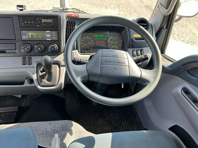 三菱ふそうキャンター冷凍車（冷蔵車）小型（2t・3t）[写真30]