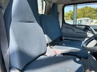 三菱ふそうキャンター冷凍車（冷蔵車）小型（2t・3t）[写真36]