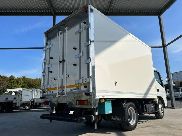 三菱ふそうキャンター冷凍車（冷蔵車）小型（2t・3t）[写真04]