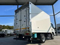 三菱ふそうキャンター冷凍車（冷蔵車）小型（2t・3t）[写真04]