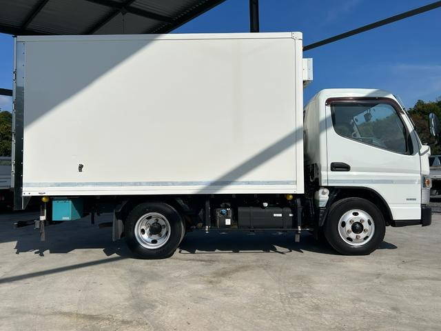 三菱ふそうキャンター冷凍車（冷蔵車）小型（2t・3t）[写真06]