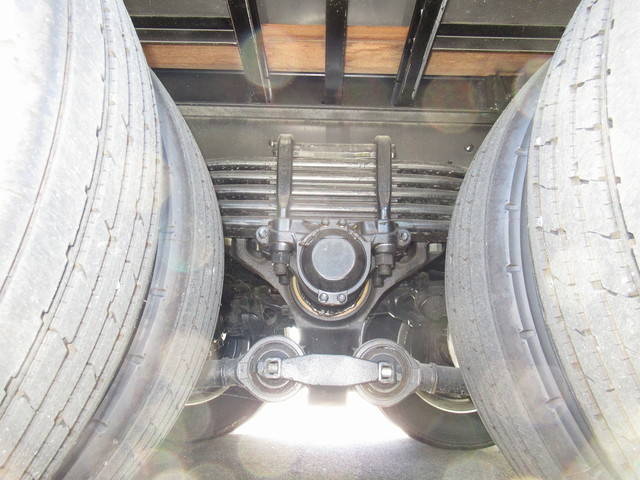 いすゞフォワードクレーン4段増トン（6t・8t）[写真23]