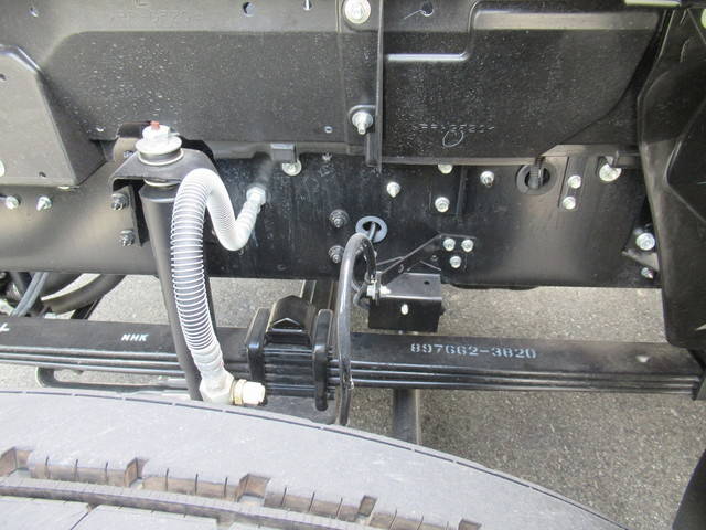 いすゞフォワードクレーン4段増トン（6t・8t）[写真24]