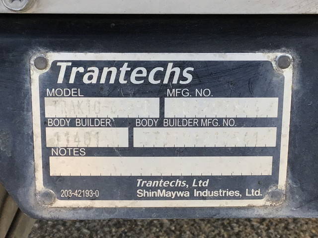 日野レンジャー冷蔵冷凍ウイング中型（4t）[写真19]