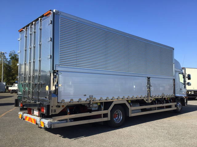 日野レンジャー冷蔵冷凍ウイング中型（4t）[写真02]