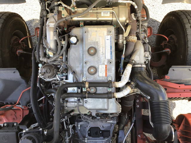 日野レンジャー冷蔵冷凍ウイング中型（4t）[写真29]