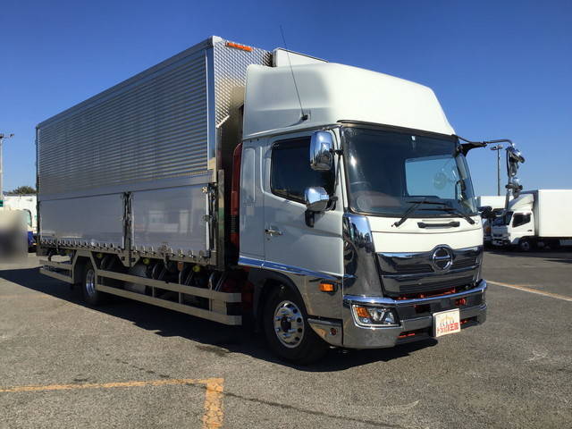 日野レンジャー冷蔵冷凍ウイング中型（4t）[写真03]