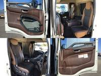 日野レンジャー冷蔵冷凍ウイング中型（4t）[写真30]