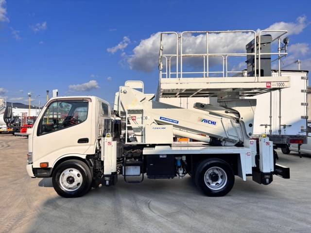 日野デュトロ高所作業車小型（2t・3t）[写真05]