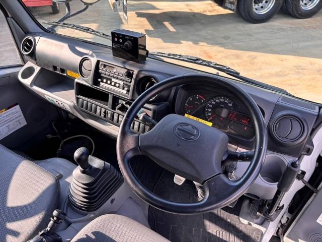 日野デュトロ高所作業車小型（2t・3t）[写真06]