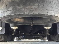 いすゞギガ冷蔵冷凍ウイング大型（10t）[写真23]