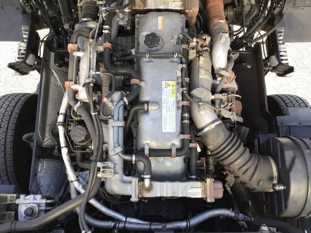 いすゞギガ冷蔵冷凍ウイング大型（10t）[写真24]