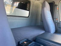 UDトラックスコンドルアルミウイング中型（4t）[写真22]