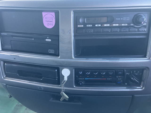 UDトラックスコンドルアルミウイング中型（4t）[写真39]