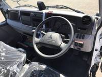 三菱ふそうキャンター平ボディ小型（2t・3t）[写真12]