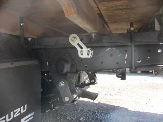 いすゞエルフクレーン4段小型（2t・3t）[写真15]