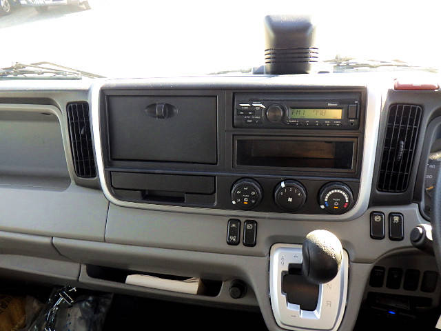 三菱ふそうキャンター幌車小型（2t・3t）[写真33]