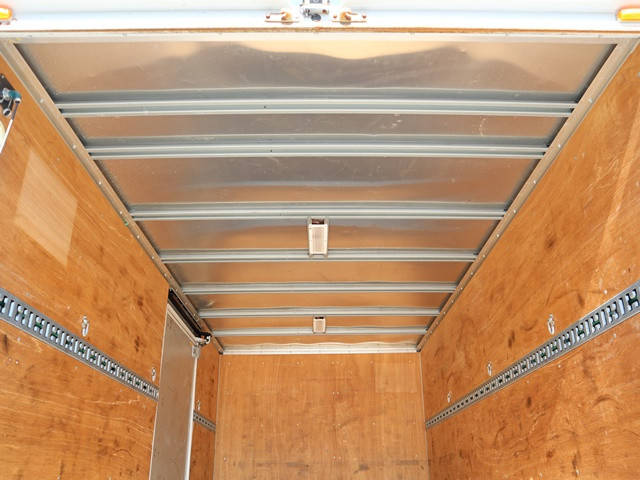 三菱ふそうキャンターアルミバン小型（2t・3t）[写真12]