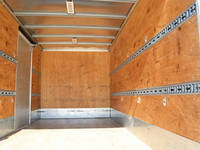 三菱ふそうキャンターアルミバン小型（2t・3t）[写真13]