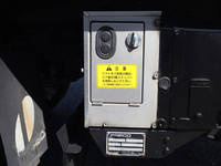 三菱ふそうキャンターアルミバン小型（2t・3t）[写真16]