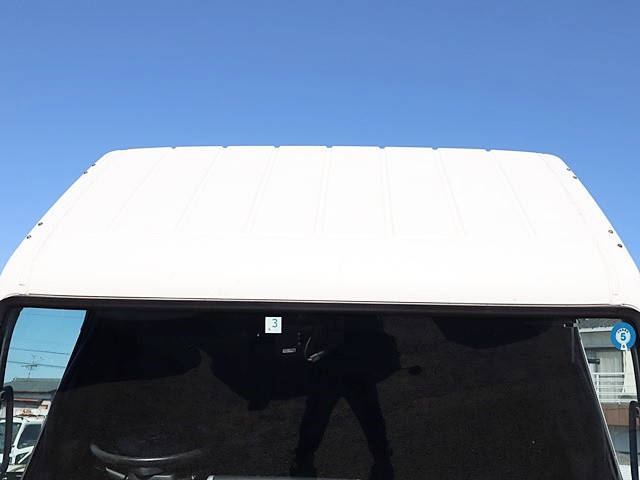 三菱ふそうキャンターアルミバン小型（2t・3t）[写真21]