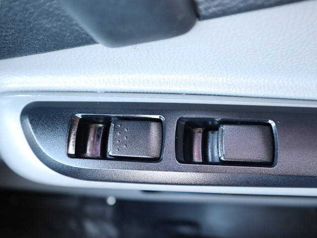 三菱ふそうキャンターアルミバン小型（2t・3t）[写真35]