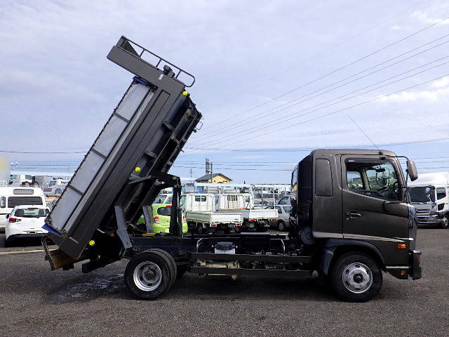 日野レンジャーダンプ中型（4t）[写真07]